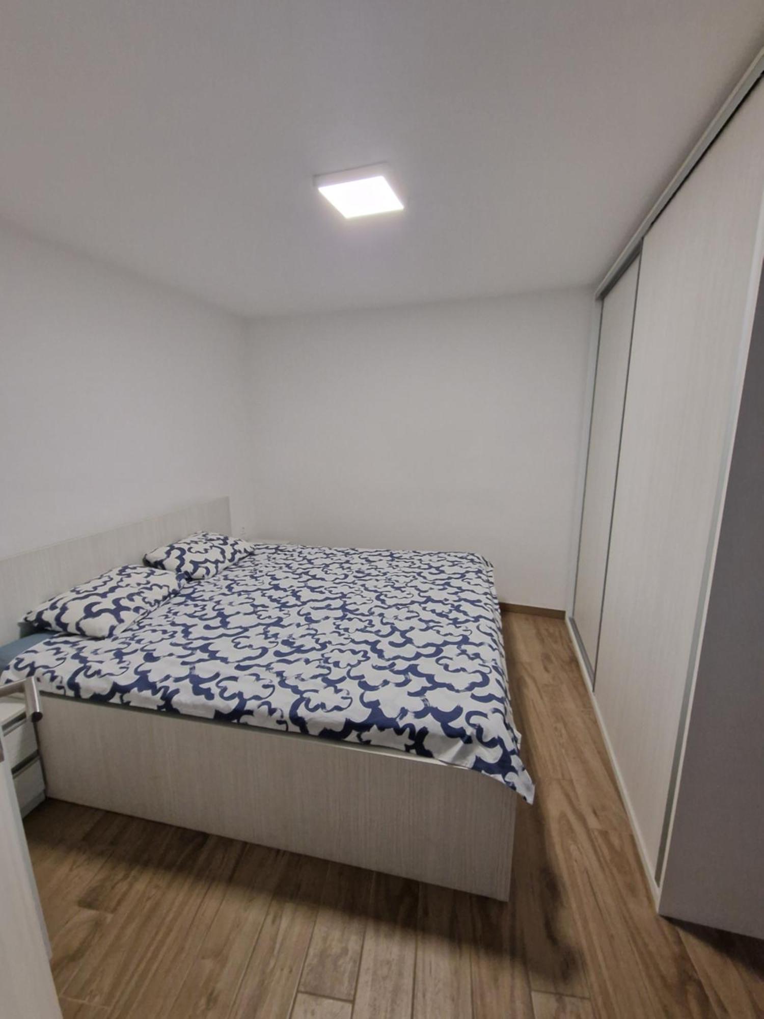 Apartma Sinitus Izola Exterior photo