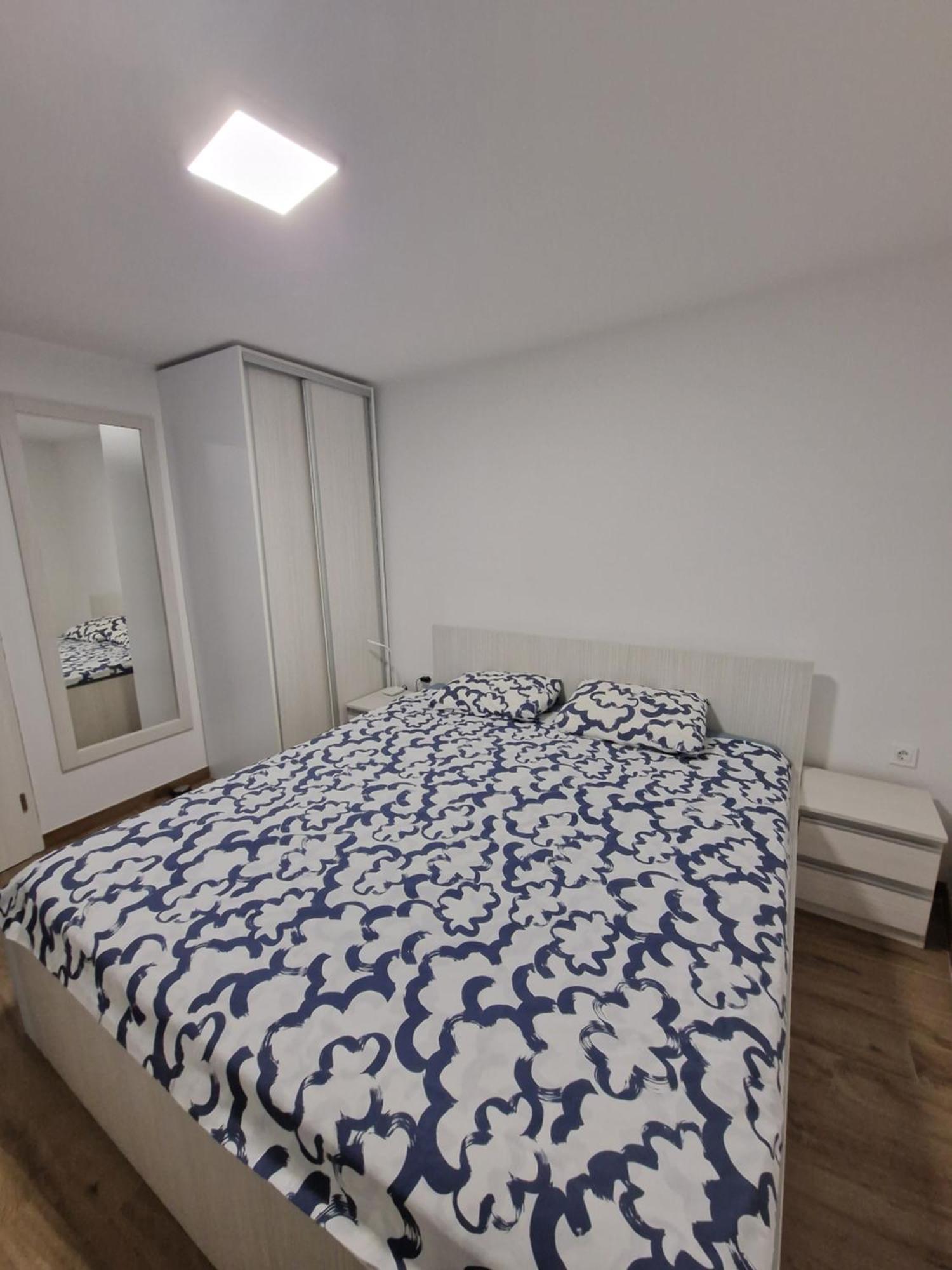Apartma Sinitus Izola Exterior photo